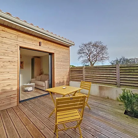 Bernerie-en-retz Apartment